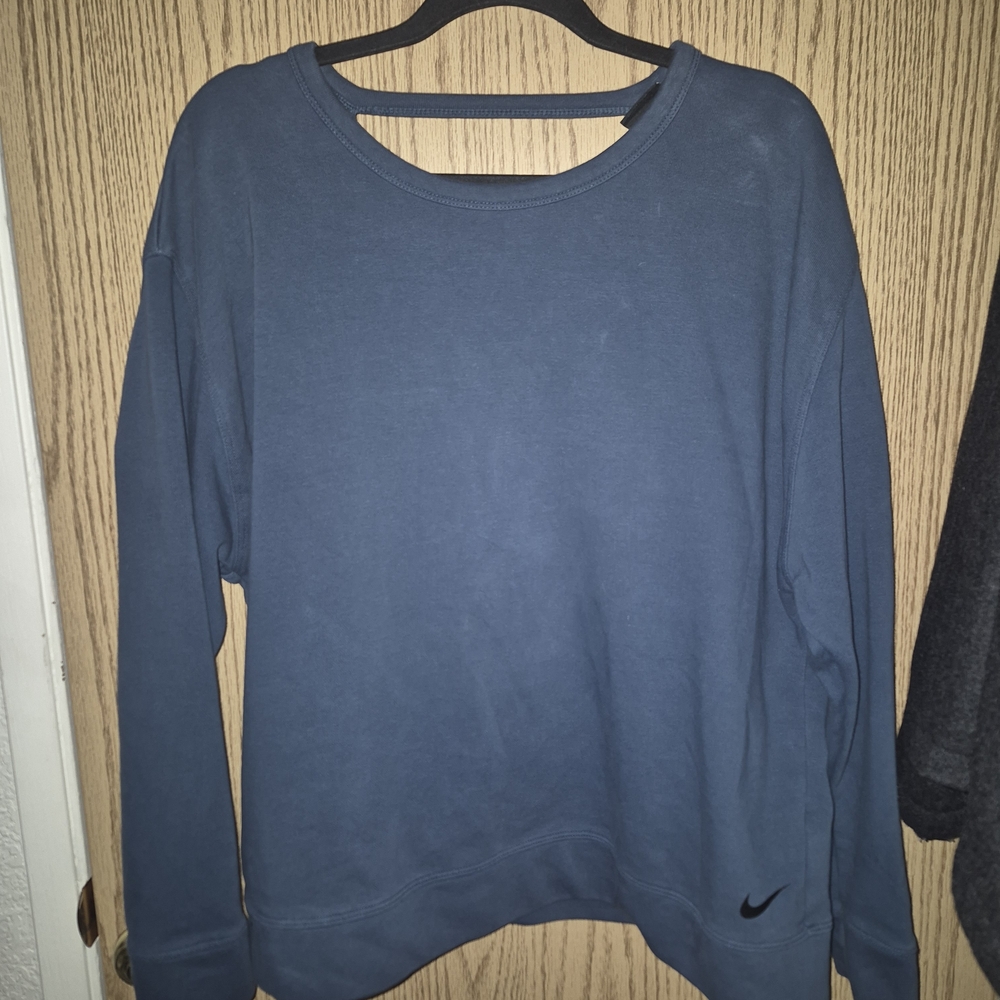 Nike Women's Dark Blue Crewneck-Open Back Sweatshirt